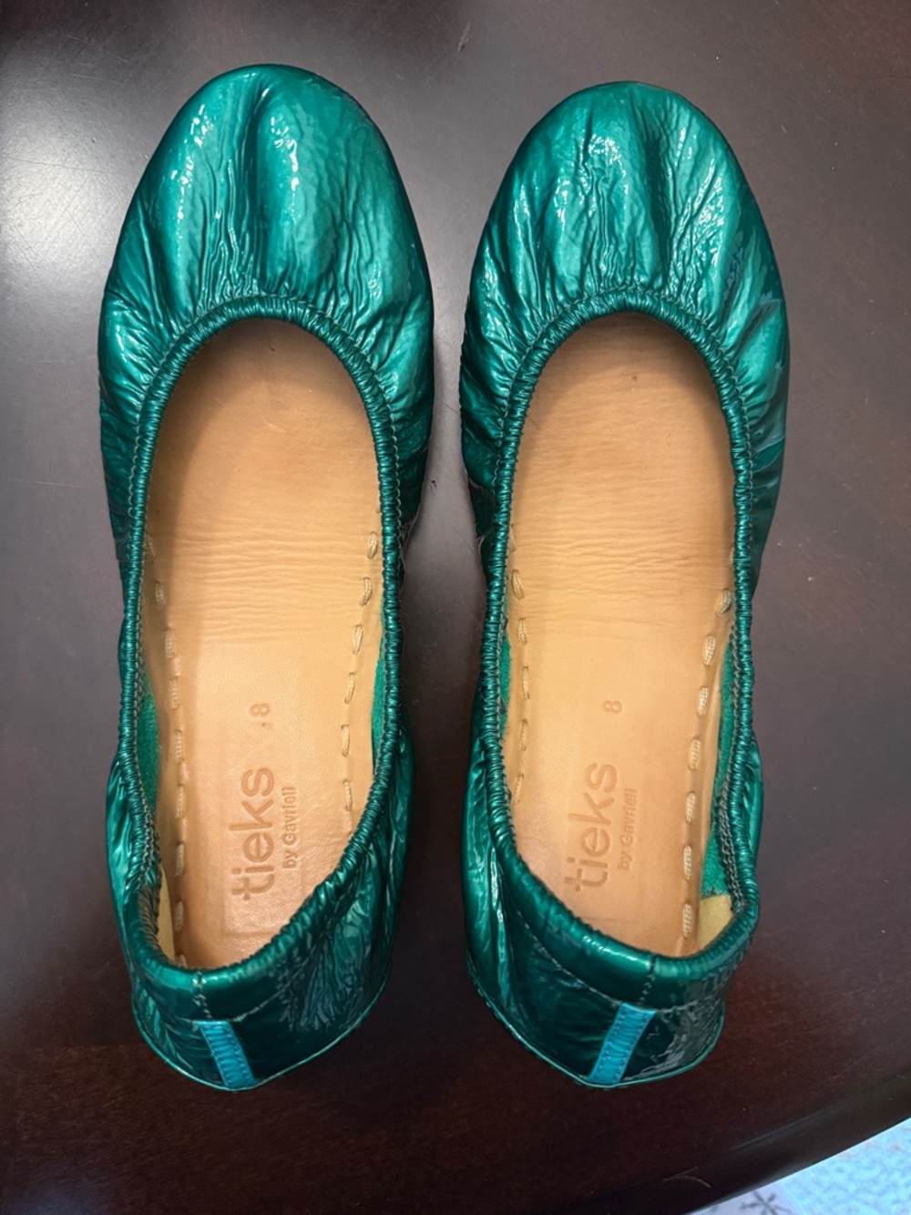 Tieks Emerald Green Metallic Ballet Flats, Size 8. - Picture 2 of 16